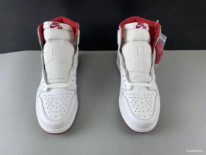 Metallic Jordan Red Air (2017) 1 555088-103 Retro 0519